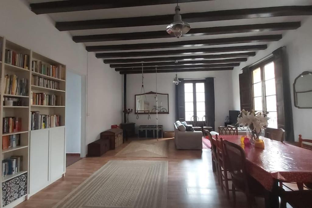Small Room In Sants With Huge Terrace Barcelona Buitenkant foto