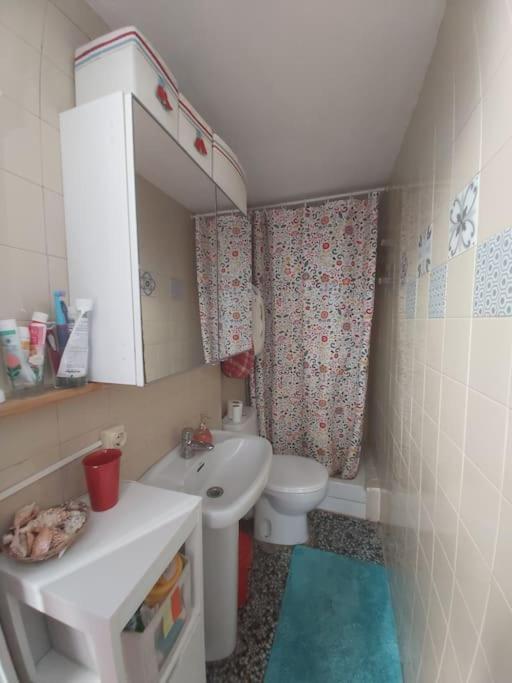 Small Room In Sants With Huge Terrace Barcelona Buitenkant foto
